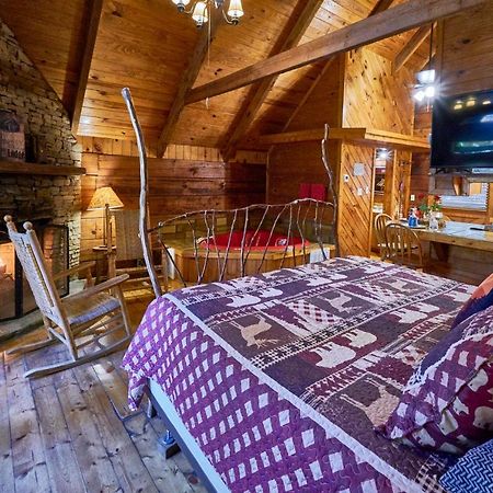 A Cabin In The Woods Pigeon Forge Exterior foto