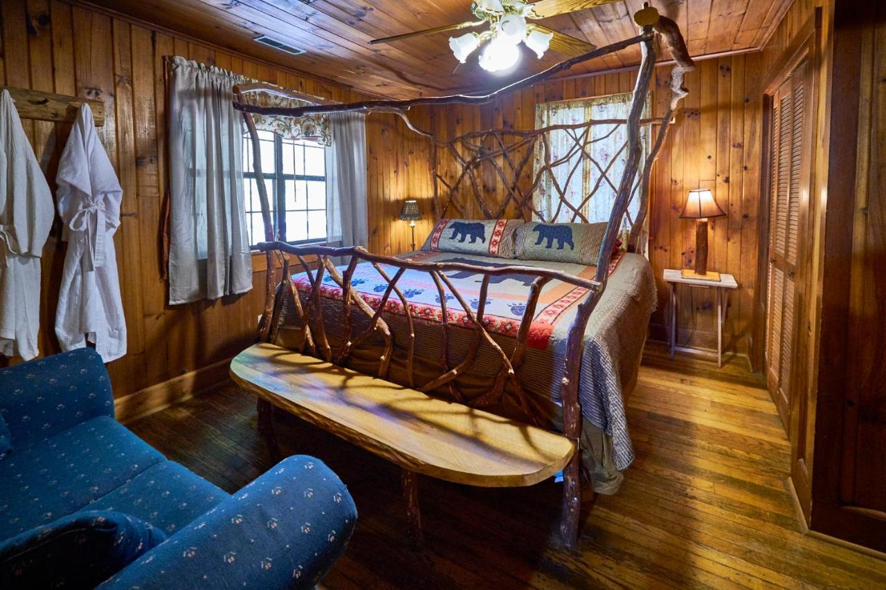 A Cabin In The Woods Pigeon Forge Exterior foto