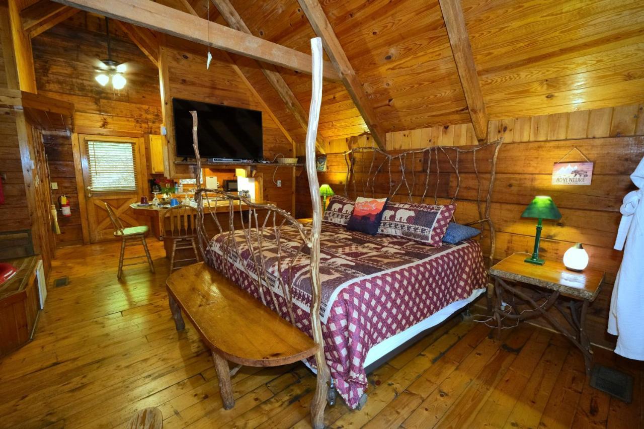 A Cabin In The Woods Pigeon Forge Exterior foto
